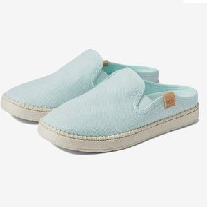 UGG Delu sky